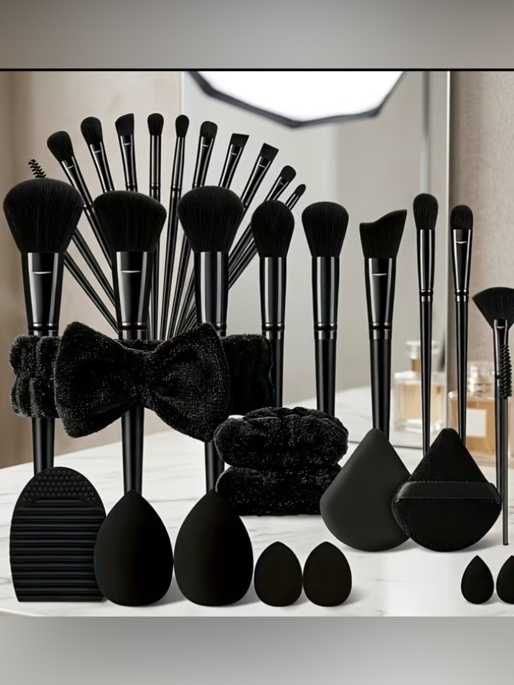 Black 13 Makeup Brushes and Sponge Set - Women Accessories